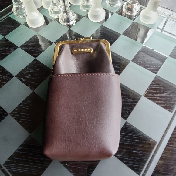 Handbags - Vintage smokers Case